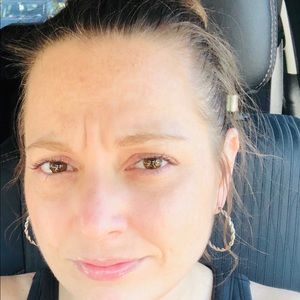 Meet your Posher, Leanne